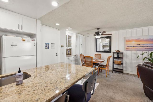 Detail Gallery Image 15 of 44 For 999 N Pacific St #C201,  Oceanside,  CA 92054 - 1 Beds | 1 Baths