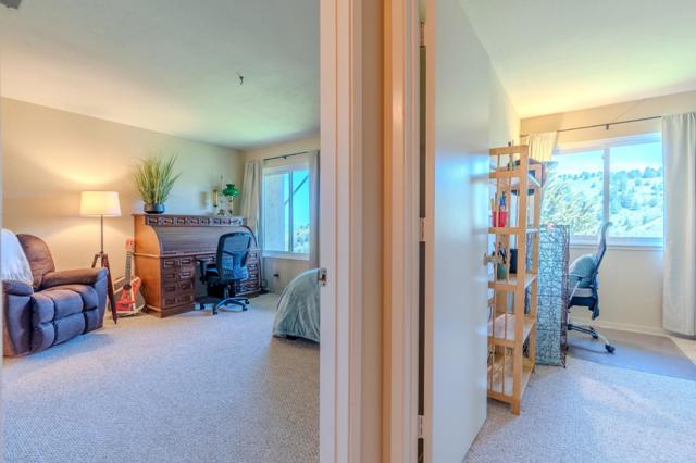945 Fassler Avenue, Pacifica CA: https://media.crmls.org/mediaz/70c036b4-adb0-4031-8cde-4a5ce9bd1cd5.jpg