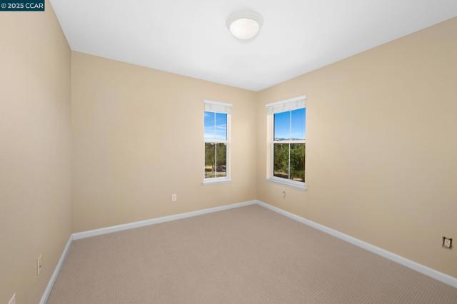 12004 Harcourt Wy, San Ramon CA: https://media.crmls.org/mediaz/70c1aea4-5e44-4353-8c8c-3847aa4010f3.jpg