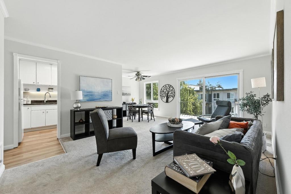 932 Peninsula Avenue #406