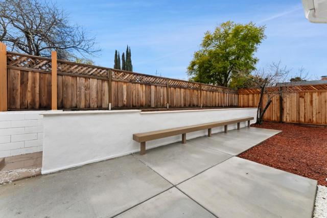 2552 Castleton Drive, San Jose CA: https://media.crmls.org/mediaz/70c294b8-956e-4750-93a4-41e19cfd5c0b.jpg