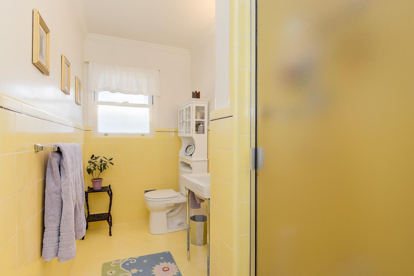 1154 Marcussen Drive, Menlo Park CA: https://media.crmls.org/mediaz/70c2c8b1-df2e-4007-9336-1953f7688b4f