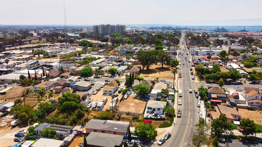 MLS #250032693SD img 7