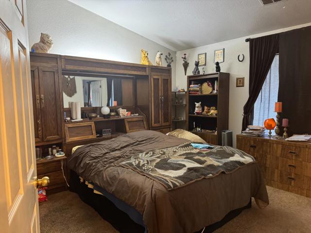 1550 Brighton Drive, Hollister CA: https://media.crmls.org/mediaz/70c4e529-3932-4d4b-b30f-7b9fde5983fd.jpg