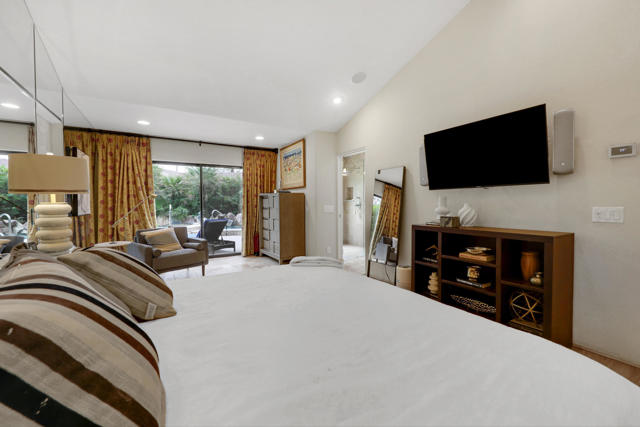 139 Blue River Drive, Palm Desert, CA 92211