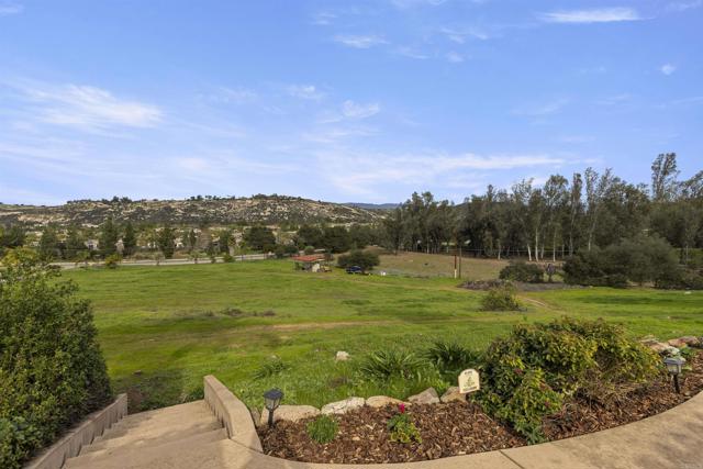 Detail Gallery Image 11 of 30 For 14215 Woods Valley Rd, Valley Center,  CA 92082 - 3 Beds | 1/1 Baths