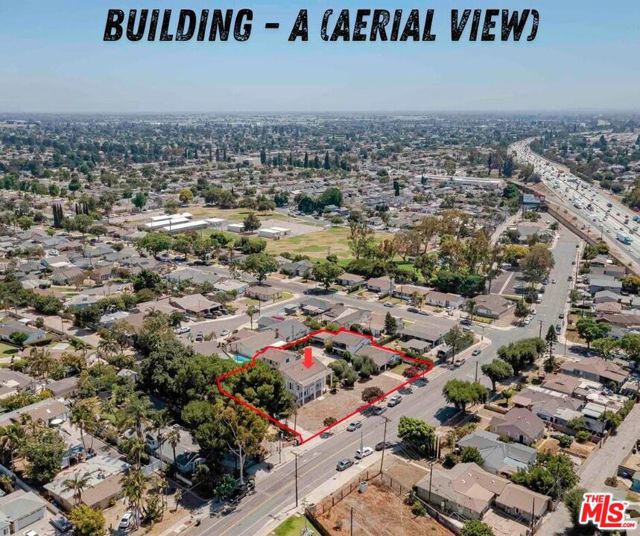5706 Pioneer Boulevard, Whittier CA: https://media.crmls.org/mediaz/70ca17cb-31e8-426f-b26e-860b19de1676.jpg