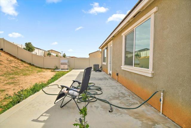 14226 Revana Lane, Beaumont CA: https://media.crmls.org/mediaz/70ca26fd-2a38-4b0f-8a7f-94ae8ae0242b.jpg