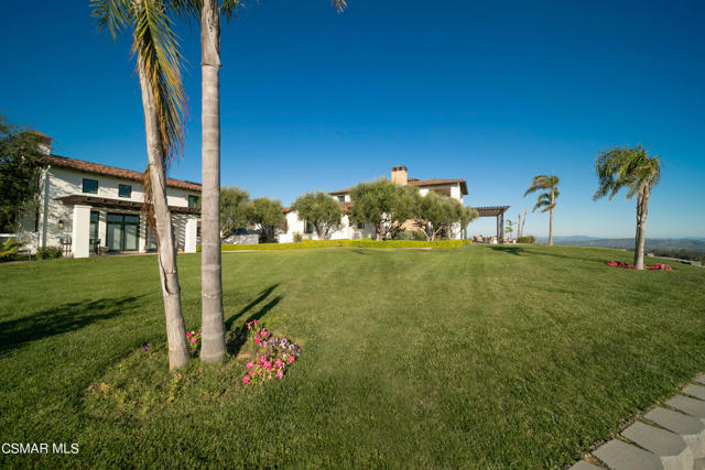 1451 E La Loma Avenue, Somis CA: https://media.crmls.org/mediaz/70cb9ad4-3d3f-48d1-aa37-da675825f0a8.jpg