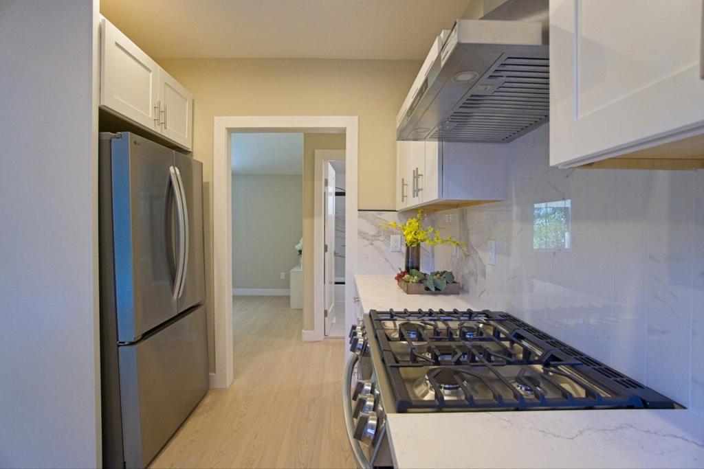 70Cc3838 9Af8 4373 858C 7F92Bedb4749 19251 Phil Lane, Cupertino, Ca 95014 &Lt;Span Style='BackgroundColor:transparent;Padding:0Px;'&Gt; &Lt;Small&Gt; &Lt;I&Gt; &Lt;/I&Gt; &Lt;/Small&Gt;&Lt;/Span&Gt;