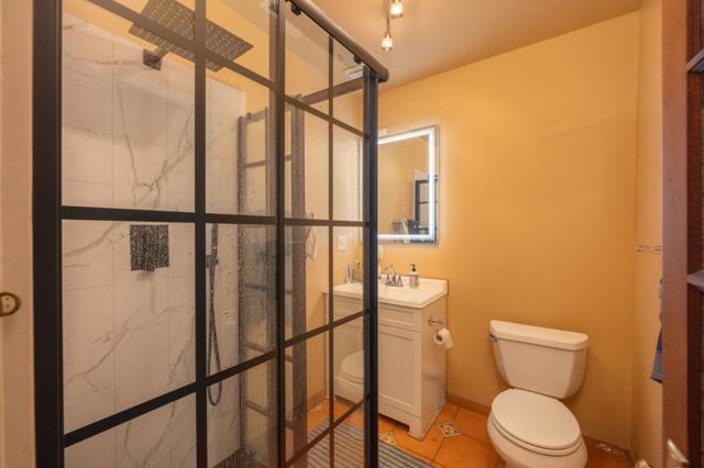 895 Main Street, Half Moon Bay CA: https://media.crmls.org/mediaz/70cc4f86-af89-4933-bc93-8eca213fa25c.jpg