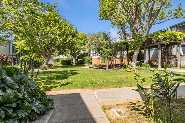 1925 46th Avenue, Capitola CA: https://media.crmls.org/mediaz/70cc7211-acbd-4f44-8dc9-736bfcf0fd8d.jpg
