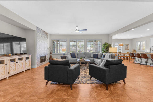 49377 Biery Street, Indio CA: https://media.crmls.org/mediaz/70cc9e3e-506d-4c88-99dc-4ba654115825.jpg