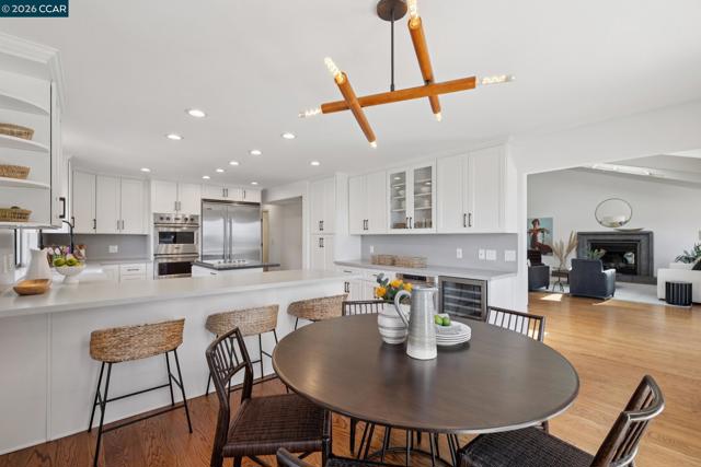 Image 21 of 49 For 1227 Alvarado Road