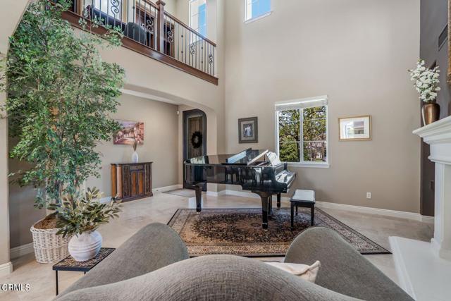 Detail Gallery Image 5 of 55 For 3447 Sentinel Ct, Simi Valley,  CA 93065 - 5 Beds | 4/1 Baths