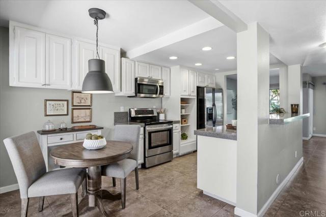 Detail Gallery Image 15 of 57 For 213 via Osuna, Rancho Santa Fe,  CA 92091 - 3 Beds | 3 Baths