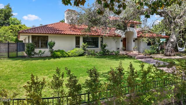 1525 Waverly Road, San Marino CA: https://media.crmls.org/mediaz/70d176ad-d421-4b6b-a24f-85b65164226c.jpg