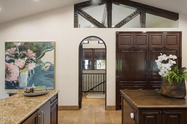 Detail Gallery Image 50 of 72 For 5065 Indianola Way, La Canada Flintridge,  CA 91011 - 5 Beds | 5/2 Baths