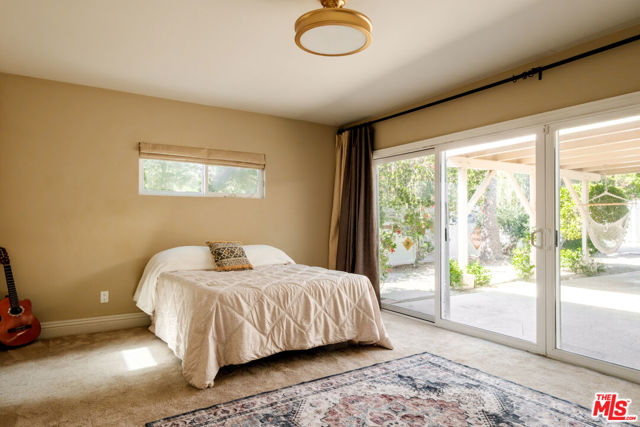 3194 Rossini Place, Topanga CA: https://media.crmls.org/mediaz/70d2f06c-6c5f-40c5-868f-3af97c675cf7.jpg