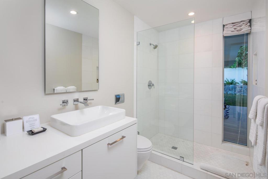 MLS #250022362SD image #17