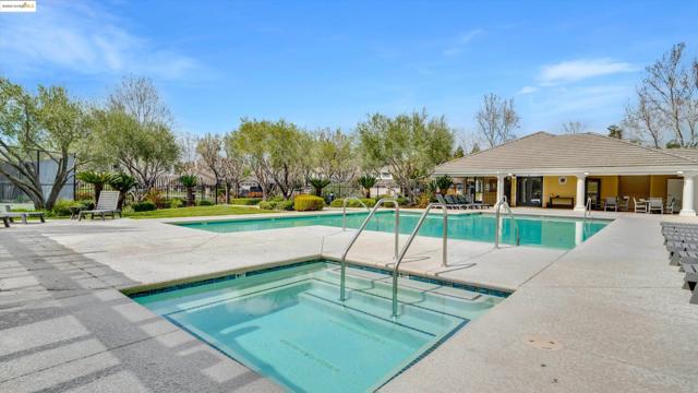 805 Devonshire Loop, Brentwood CA: https://media.crmls.org/mediaz/70d362c1-92b0-46af-9e62-1c526f654c26.jpg