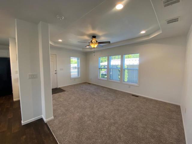 Image 12 of 14 For 110 Marigold Avenue