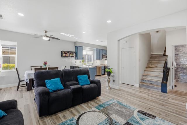 Detail Gallery Image 13 of 37 For 1925 Impressionist Dr #3,  Chula Vista,  CA 91913 - 3 Beds | 2/1 Baths