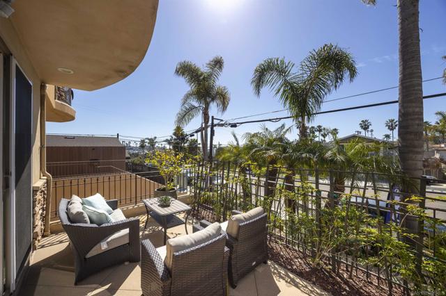 145 3rd Street, Encinitas CA: https://media.crmls.org/mediaz/70d3f4e1-3eef-48a9-9e95-d57ff5492f90.jpg