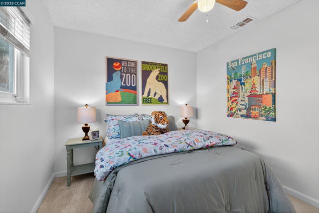 3904 Meadowbrook Cir, Pittsburg CA: https://media.crmls.org/mediaz/70d3ff13-ac1d-42f3-bb53-1105a78a1200.jpg