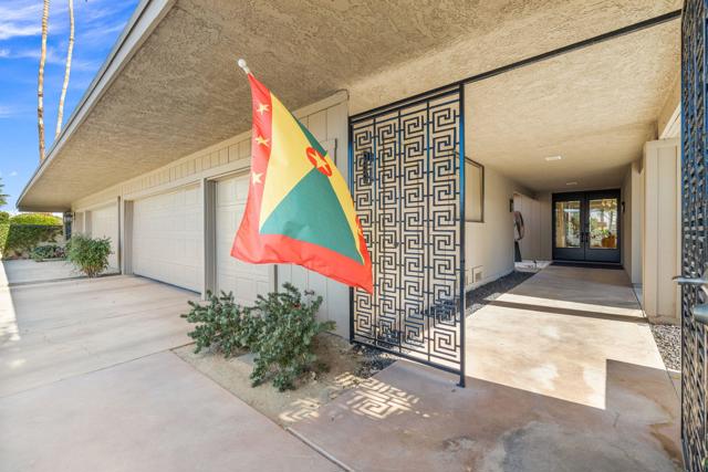 6 Barnard Court, Rancho Mirage CA: https://media.crmls.org/mediaz/70d54e5e-7451-4083-a2f7-b501abc3118a.jpg