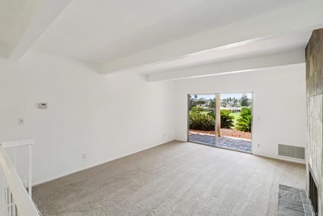 Detail Gallery Image 10 of 31 For 1964 Fairway Circle Dr, San Marcos,  CA 92078 - 2 Beds | 2 Baths