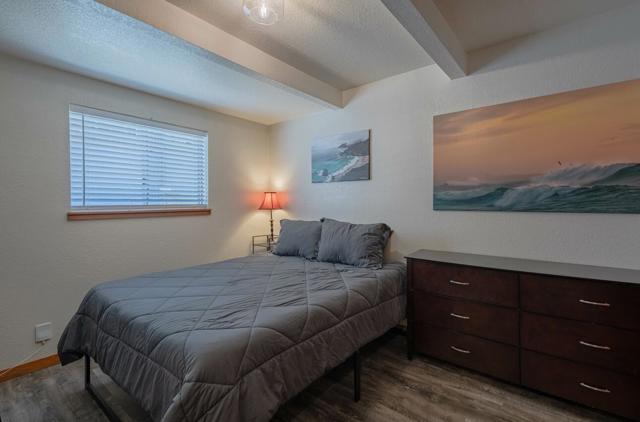 570572 Belden Street, Monterey CA: https://media.crmls.org/mediaz/70d7522f-8428-4128-989c-0e283e23e8c9.jpg