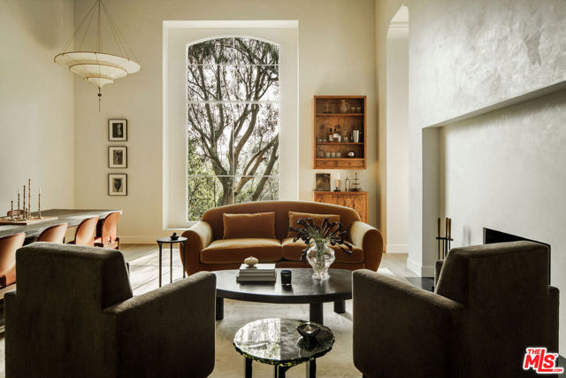 7776 Firenze Avenue, Los Angeles CA: https://media.crmls.org/mediaz/70d83b8d-3aa7-4ff7-80bb-c86ebee78a83.jpg