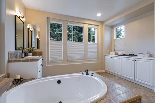 17155 Albert Ave, San Diego CA: https://media.crmls.org/mediaz/70d8e2fd-58cc-47c9-95bc-251f4bd89107.jpg