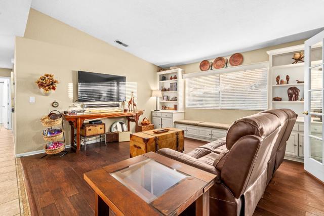 Detail Gallery Image 9 of 38 For 19161 Paradise Mountain Rd, Valley Center,  CA 92082 - 3 Beds | 2 Baths