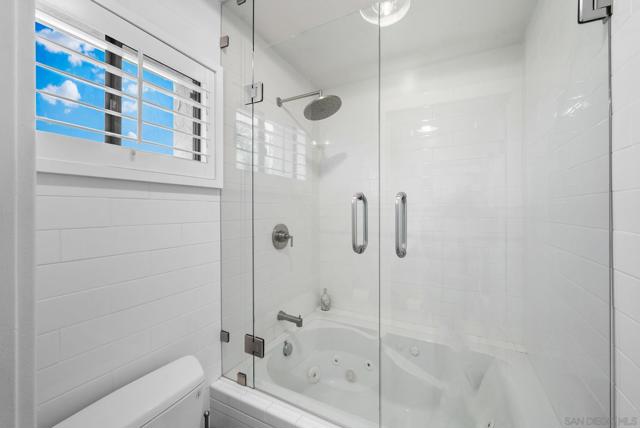 5392 Wilshire Drive, San Diego CA: https://media.crmls.org/mediaz/70d8f5a6-91e4-4ecf-a194-121a42db7cc7.jpg