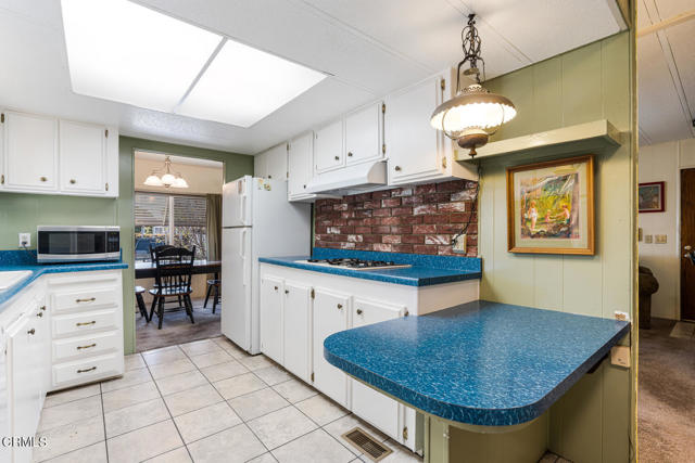 Detail Gallery Image 11 of 27 For 120 Frost Cir #120,  Ventura,  CA 93003 - 2 Beds | 2 Baths