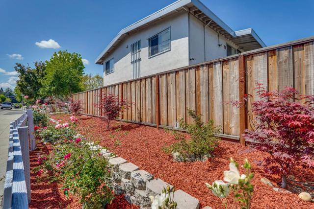 603 Beta Court, Campbell CA: https://media.crmls.org/mediaz/70d9dcf8-6f10-4efe-a358-8b51860fd05d.jpg