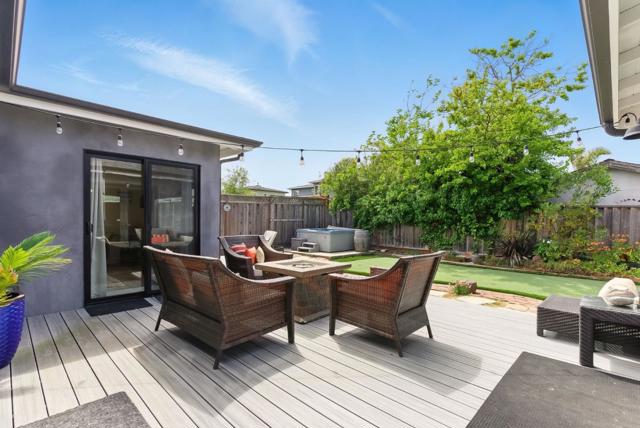 301 25th Avenue, Santa Cruz CA: https://media.crmls.org/mediaz/70da2362-7b50-4bf6-80e3-f8c75c075307.jpg