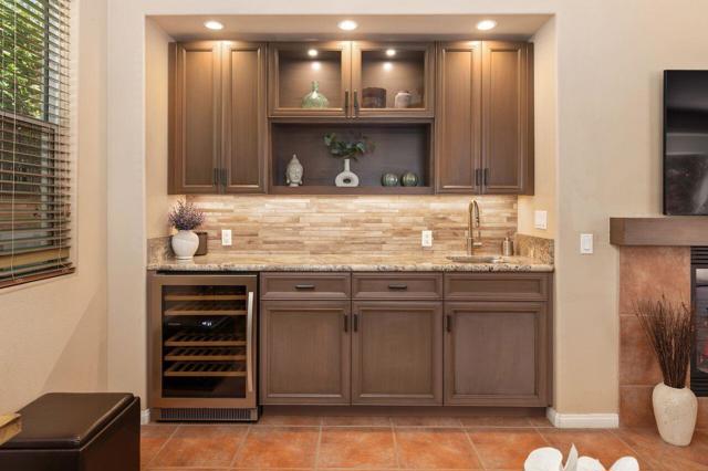 80591 Tangelo Court, Indio CA: https://media.crmls.org/mediaz/70da94cc-b890-4a3e-9636-0bbcdce9a295.jpg