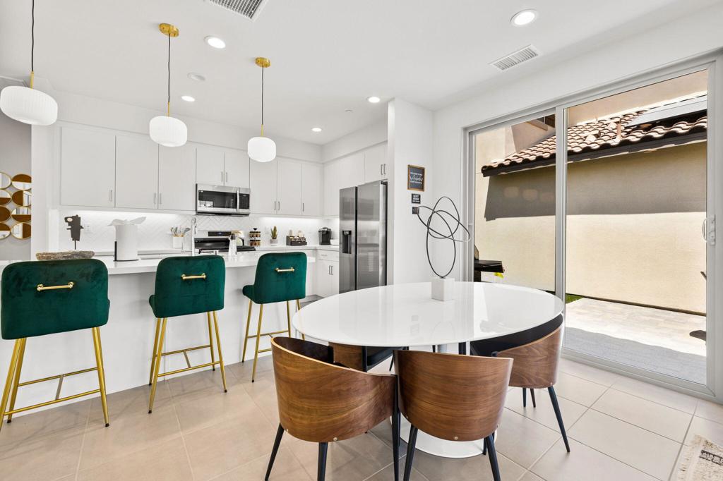 MLS #219141444DA image #6