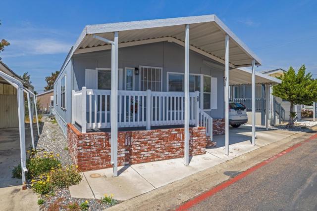 1285 E Washington, El Cajon CA: https://media.crmls.org/mediaz/70db42ac-dff8-4461-a8c8-cbb845f91d88.jpg
