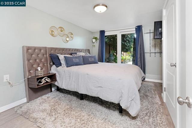 1923 28th Ave, San Francisco CA: https://media.crmls.org/mediaz/70dbfcdf-88e8-47c7-b87f-2cb1941bcd1e.jpg