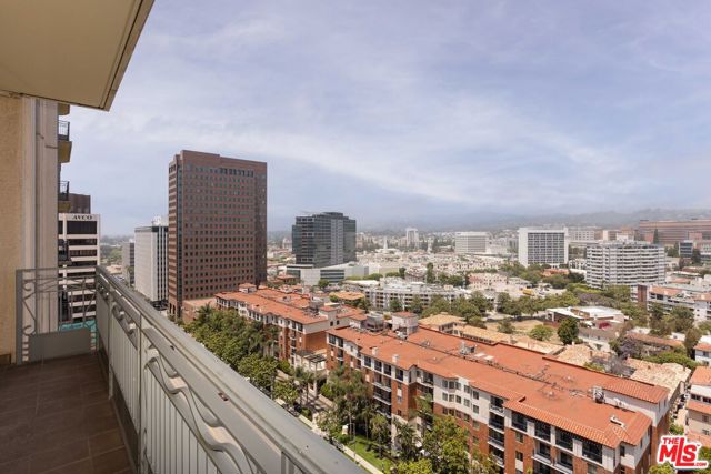 Image 2 for 10800 Wilshire Blvd #1402, Los Angeles, CA 90024
