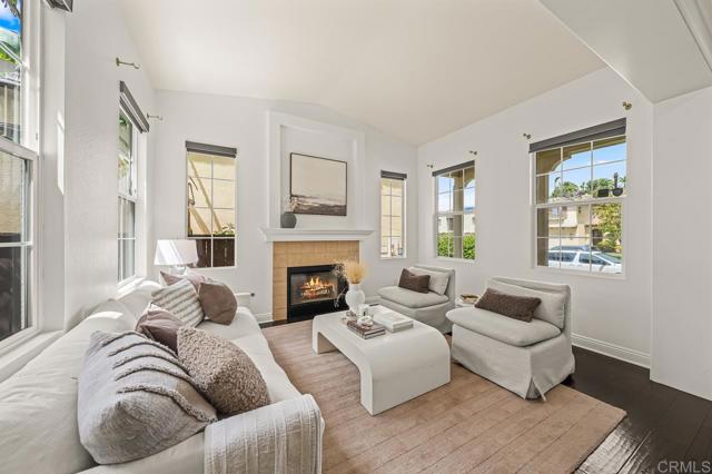 Image 5 of 58 For 2192 Corte Anacapa