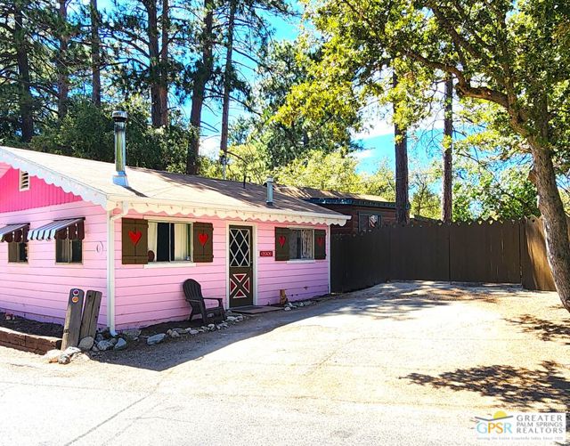 25305 Marion Ridge Dr, Idyllwild, CA 92549