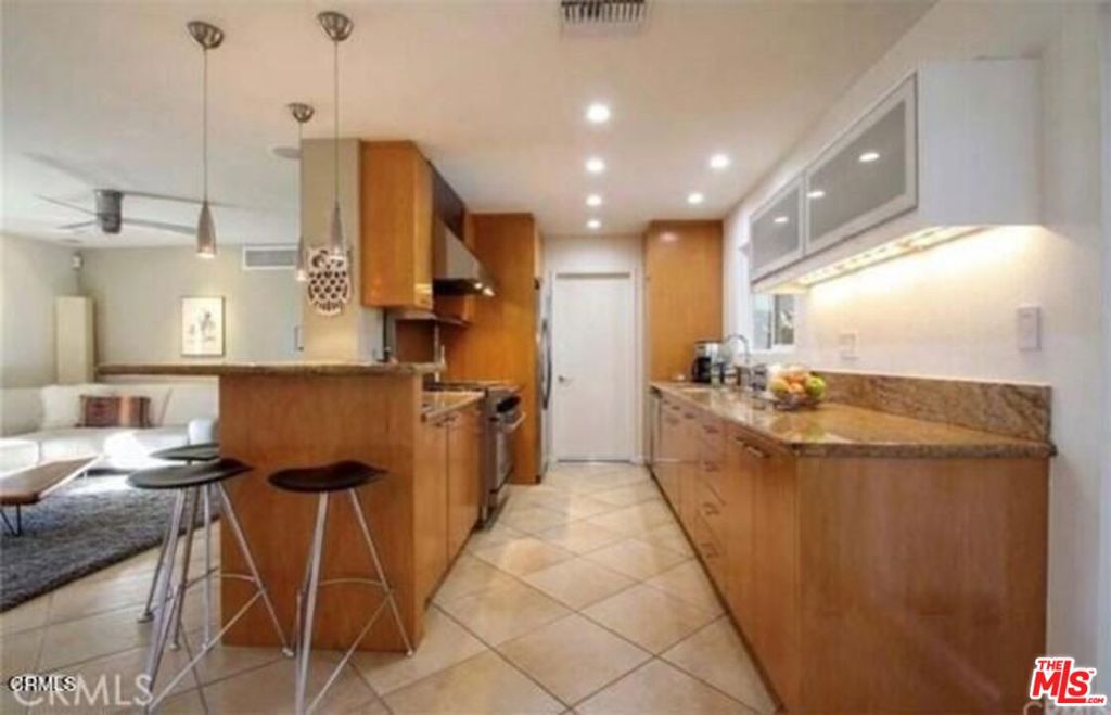 MLS #25589459 image #12