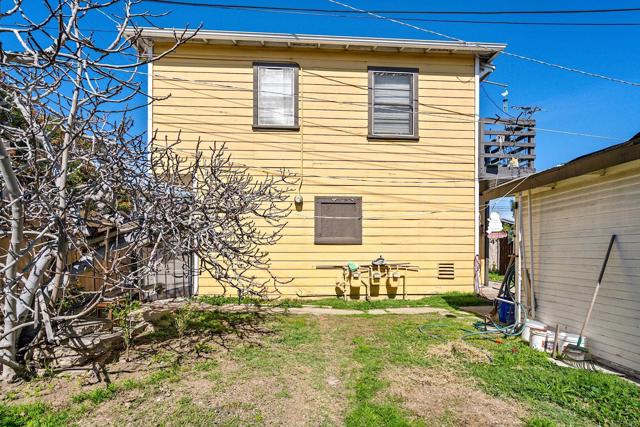 3812 14 36Th Street, San Diego CA: https://media.crmls.org/mediaz/70df29fc-dbdb-4958-9e38-04dbec0cd6e1.jpg
