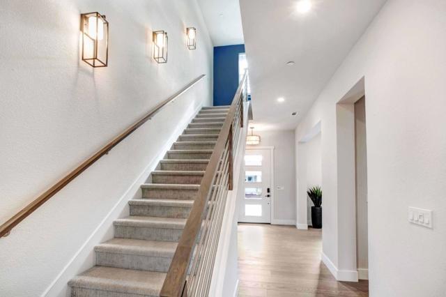 100 Waterstone Court, Napa CA: https://media.crmls.org/mediaz/70df55c7-0c38-43db-b394-e2b5c1c88871.jpg