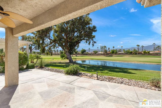 41387 Princeville Lane, Palm Desert CA: https://media.crmls.org/mediaz/70df6714-693e-4752-9add-99e0b4eb78dd.jpg